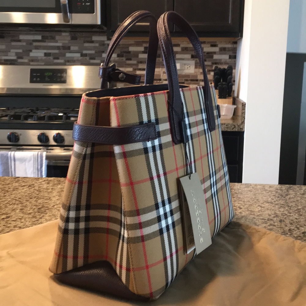 NWT Burberry Medium Banner Mahogany Handbag